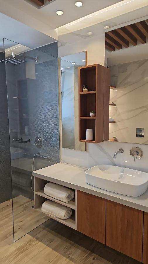 Calm & Dreamy Luxury Apts Pírgos Εξωτερικό φωτογραφία