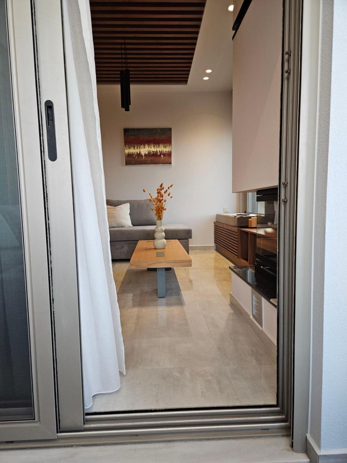 Calm & Dreamy Luxury Apts Pírgos Εξωτερικό φωτογραφία